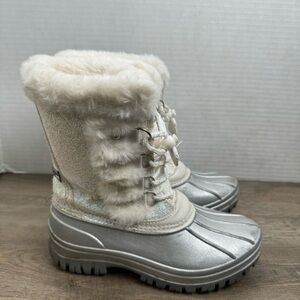 London Fog Silver and White Kids Snow Boots